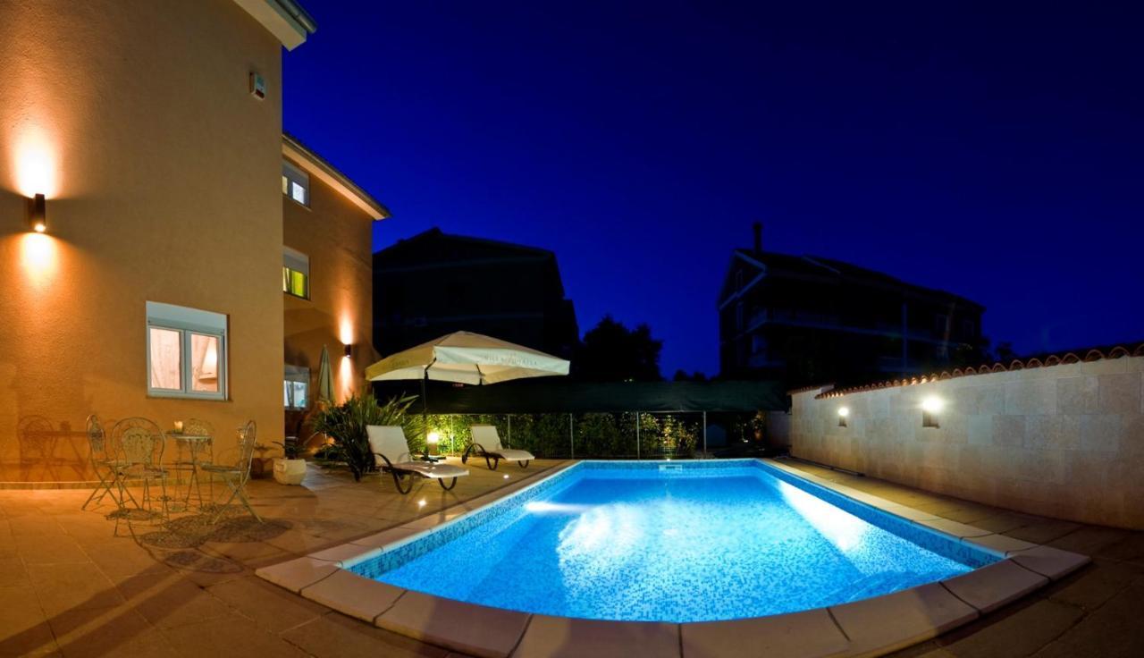 Villa Mihaela Fažana エクステリア 写真
